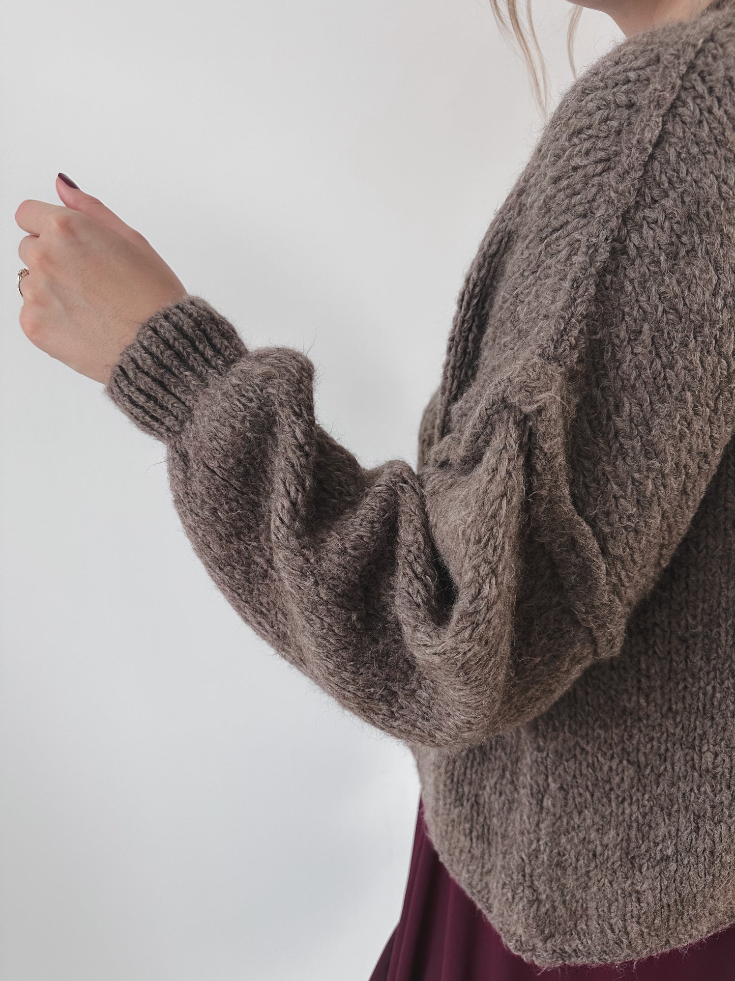 Cardigan mit goldenen Knöpfen Kurz