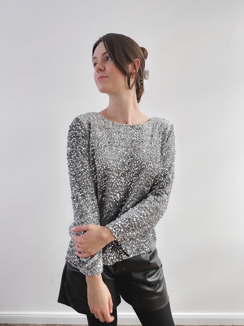 Pailletten Oberteil mit Schleifen