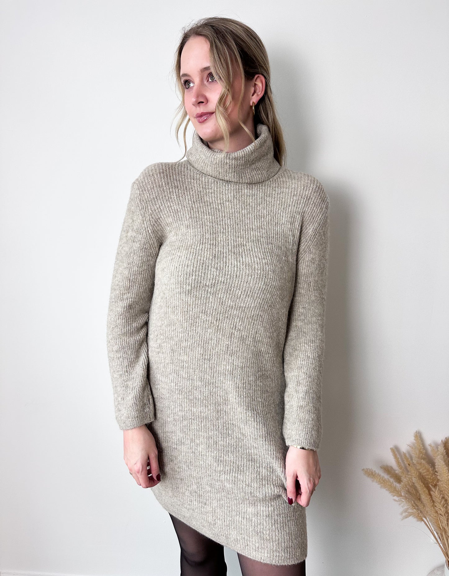 Strickkleid mit Rollkragen