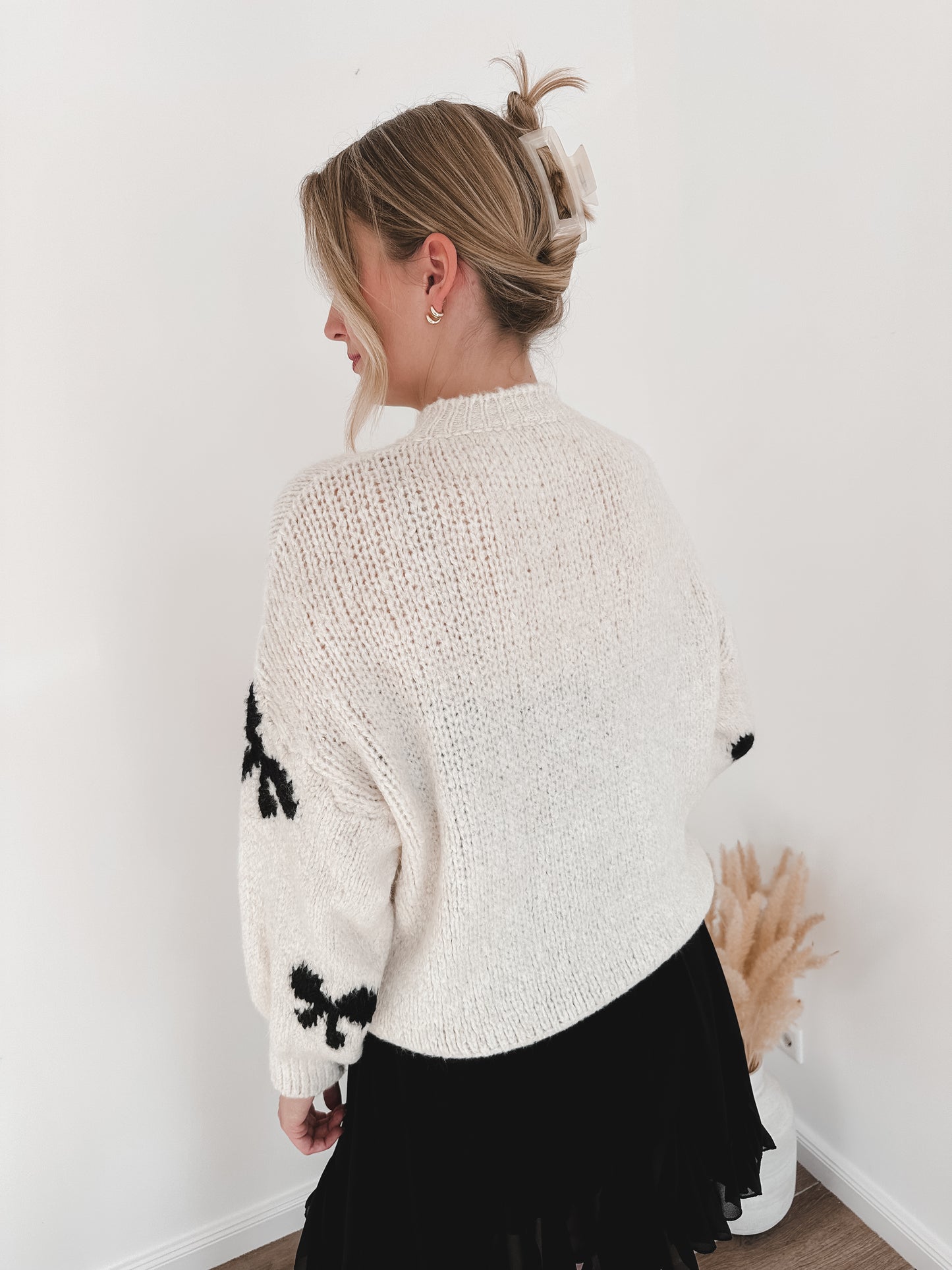 Pullover Bow
