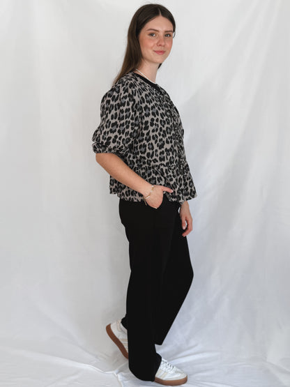 Wide-Leg Hose Cozy